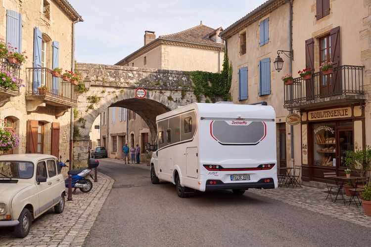 Welches Wohnmobil passt zu mir? Der Konfigurations-Kompass von CARAVANA.de