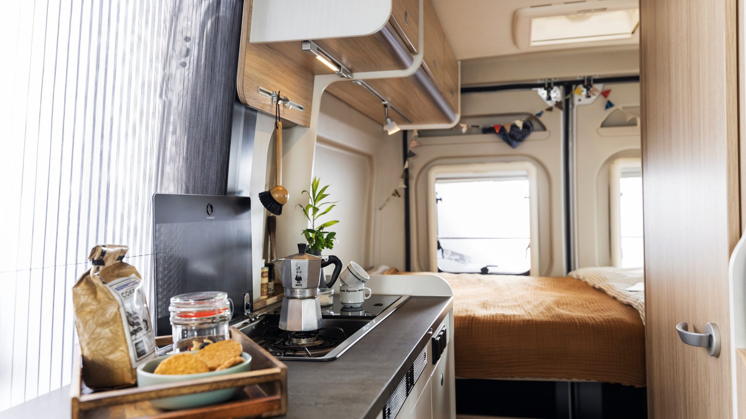 wohnmobil-autark-kaffeemaschine.jpg